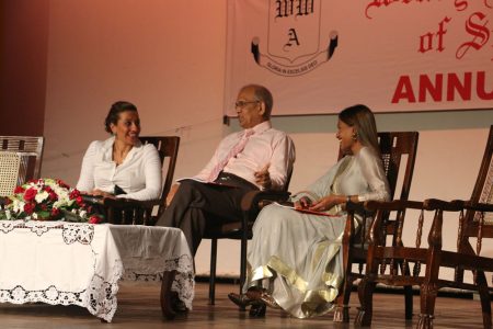 Academy Direcor Monte Holsinger with Guest of Honour Ramalee Wijewardene and Chief Guest NUzreth Jalaldeen